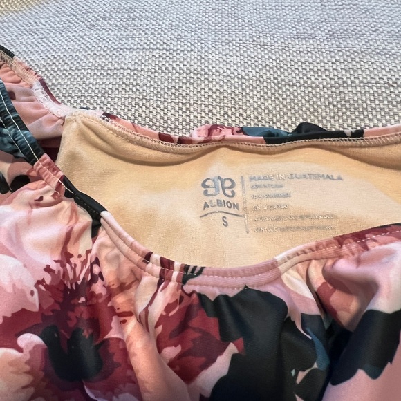 NWT Albion Bikini (top sz S/bottom sz M) - Picture 3 of 8